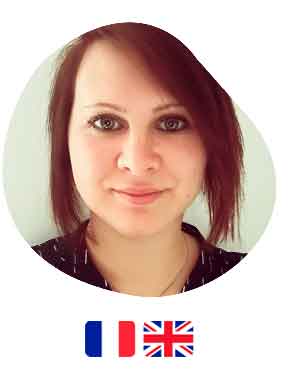 Portrait of Aurélie, online social worker